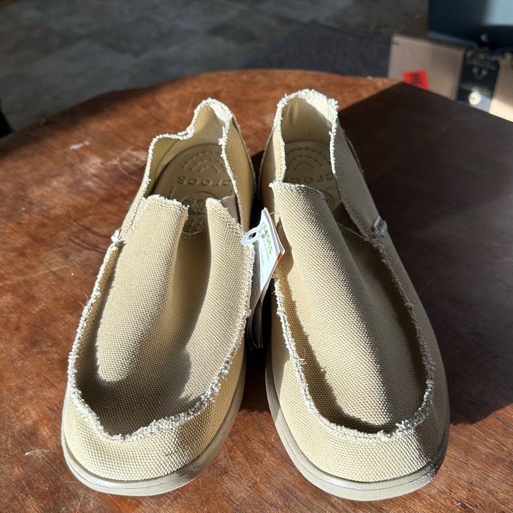 Crocs Santa Cruz Khaki Canvas Loafers Men’s size 13